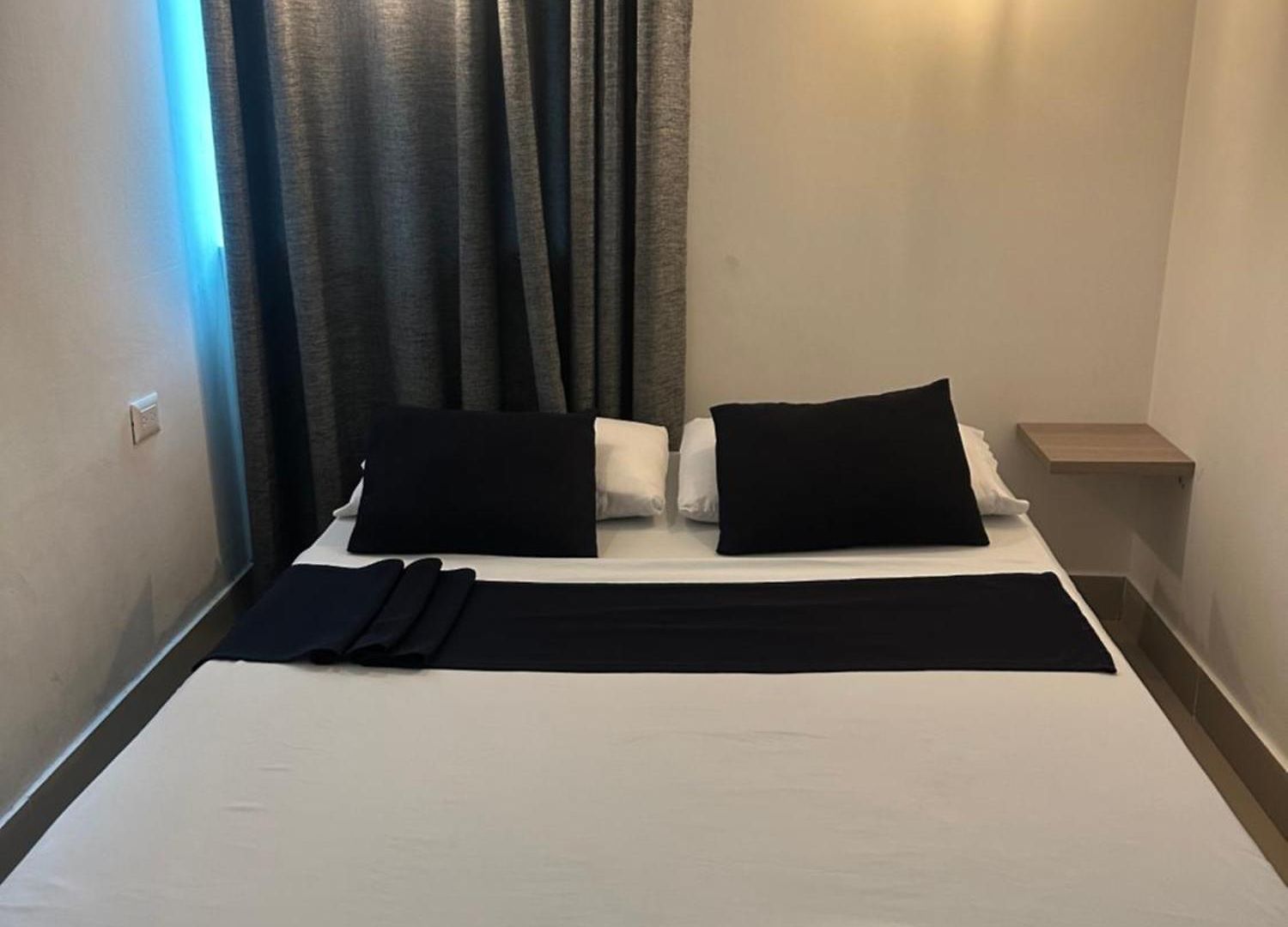 Ibiza En De Indias, Sector Comercial Cartagena